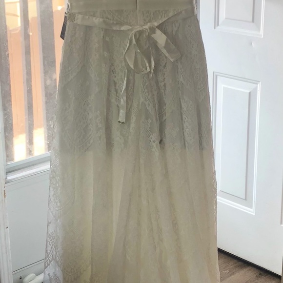 Brand New Wedding dress - Picture 2 of 8